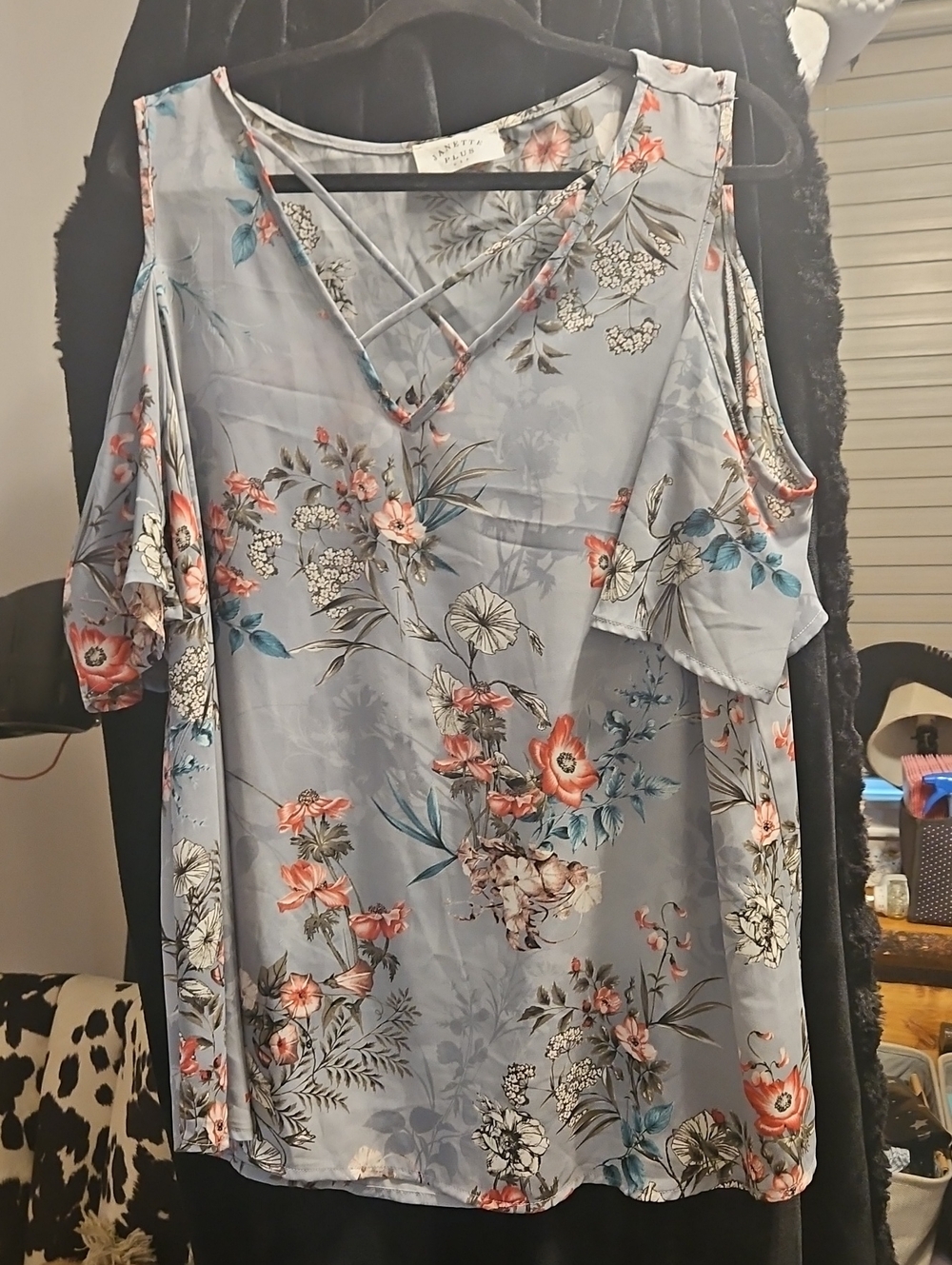 Janette Plus Black Velvet Trim Floral Lined Top